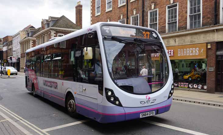 First Worcester Wright Streetlite DF 47514